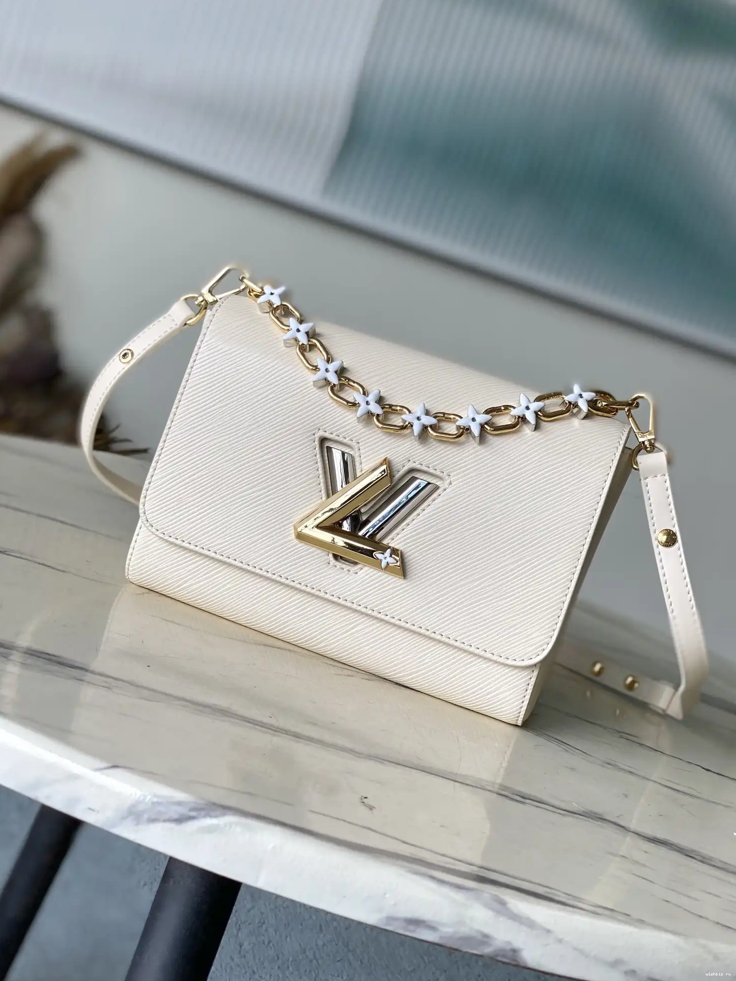 WIS LOUIS VUITTON MM-23*17*9.5CM TWIST 0524
